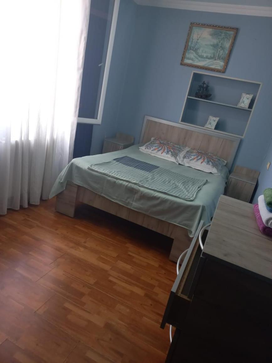 Квартира У Старого Бульвара Batum Dış mekan fotoğraf